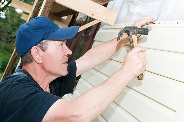 Affordable siding repair and maintenance services in Lake Arrowhead, ME